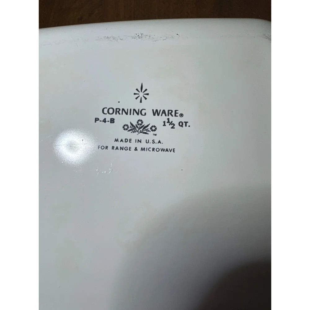 Corning Ware P-4-B 1.5 QT Casserole Dish with Lid Blue Cornflower White Vintage